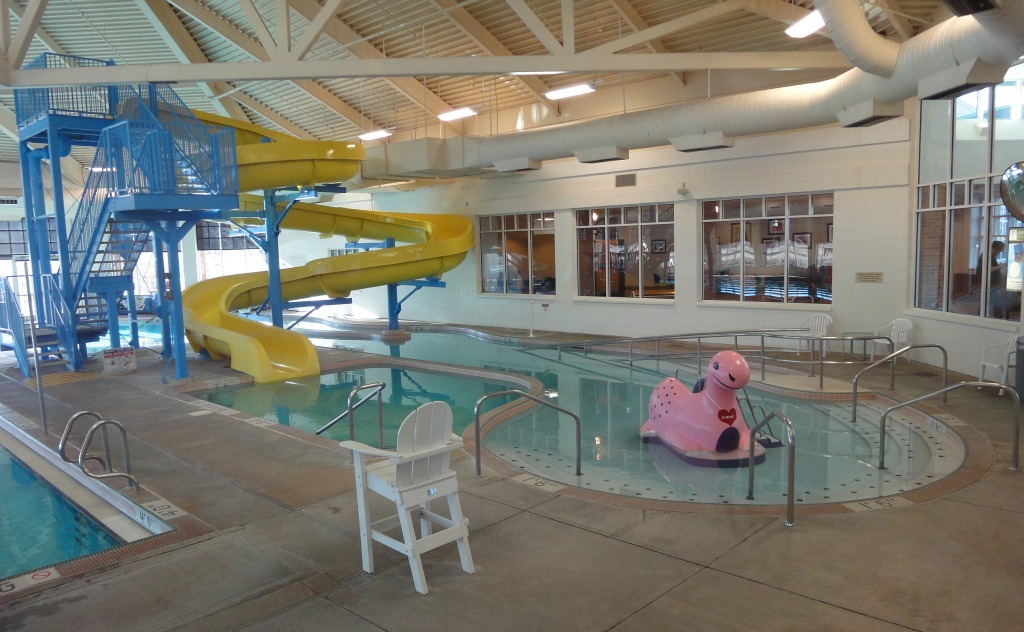 Piscina East Park Community Center - Davidson County