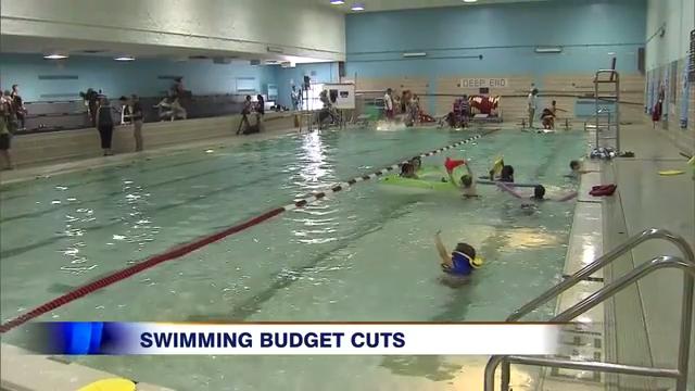 Piscina East York Community Centre - Toronto Municipality