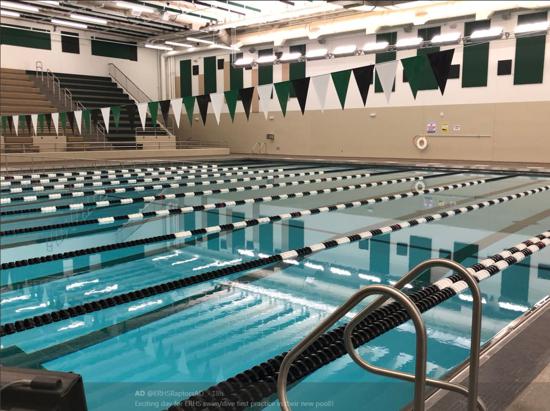 Piscina Eastridge Senior High School Swimming Pool - Monroe County