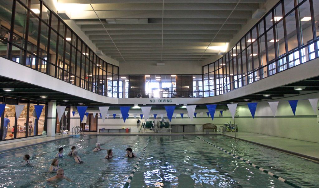 Piscina Edinborough Park Pool - Hennepin County