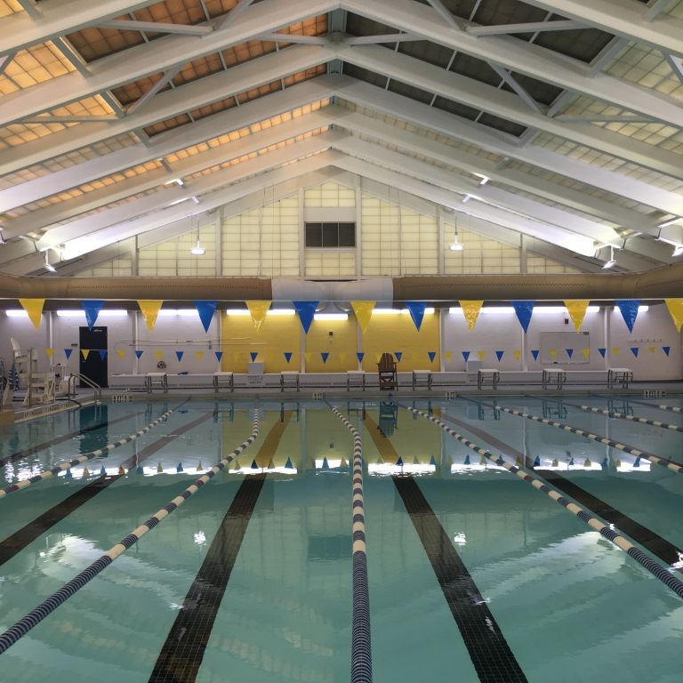 Piscina Edison Johnson Aquatics Center - Durham County