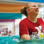 Piscina Edward Jones Family YMCA - Saint Louis County