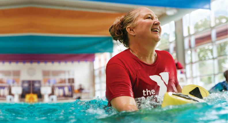 Piscina Edward Jones Family YMCA - Saint Louis County