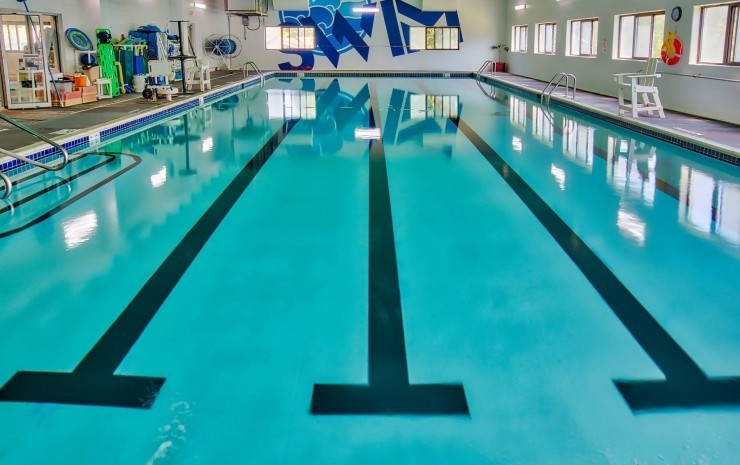 Piscina Edwardsville YMCA - Niebur (Esic) Center - Madison County