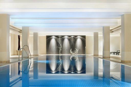 Piscina Emotion Spa at Le Méridien Hotel Munich - Munich