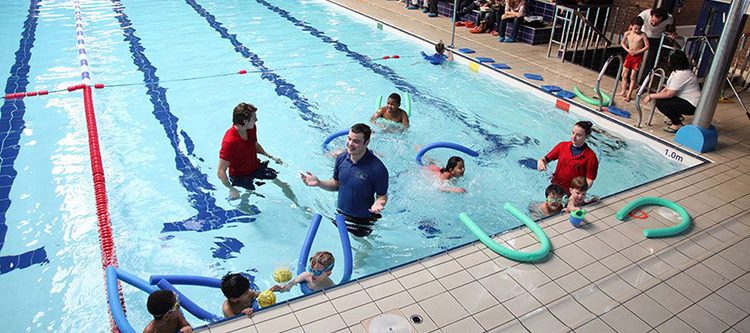 Piscina Eric Liddell Sports Centre at Eltham College - London Metropolitan Area