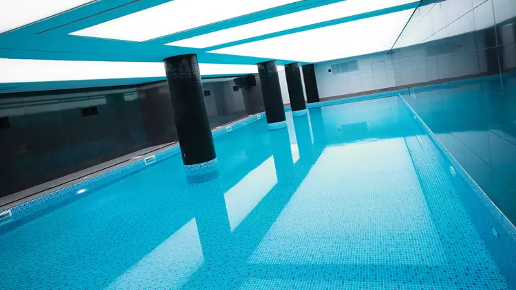 Piscina Fitness First - Hammersmith - London Metropolitan Area