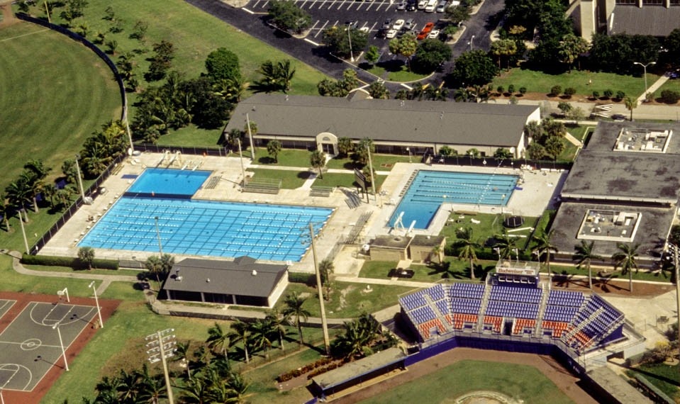 Piscina Florida Atlantic University Aquatic Center - Palm Beach County