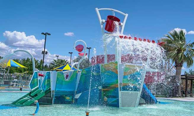 Piscina Folsom Aquatic Center - Sacramento County