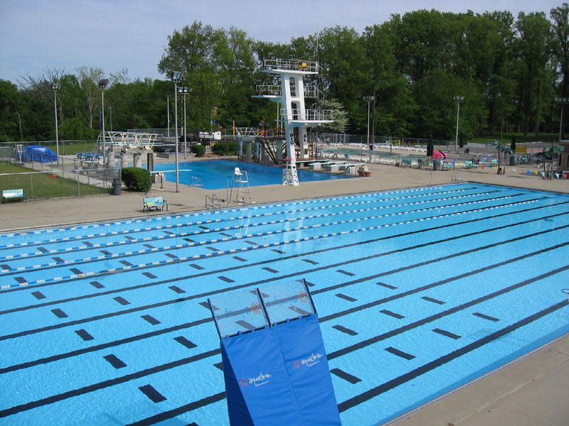 Piscina Forest Park Swim Center - Snohomish County