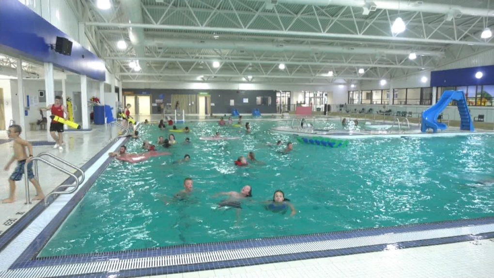 Piscina Fountain Park Recreation Centre - Saint Albert