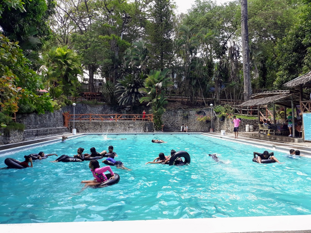 Piscina GAP Farming Resort - Davao