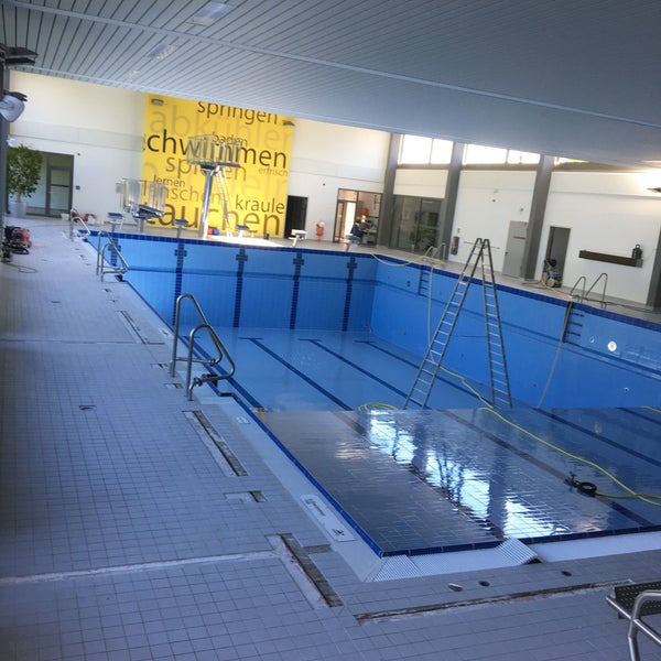 Piscina Gartenhallenbad Neckarau - Mannheim