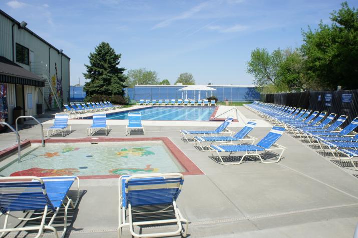 Piscina Genesis Health Clubs - East Lincoln - Lancaster County