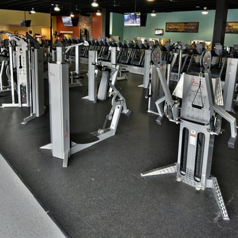 Piscina Gold's Gym - Twin Falls, ID - Twin Falls County