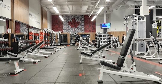 Piscina GoodLife Fitness - Hamilton Stone Church And Upper Ottawa Gym - Hamilton Municipality