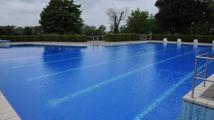 Piscina Hallen- und Freibad Bohmte - Bohmte