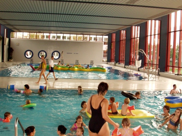 Piscina Hallenbad der Stadt Neuenburg am Rhein - Neuenburg am Rhein