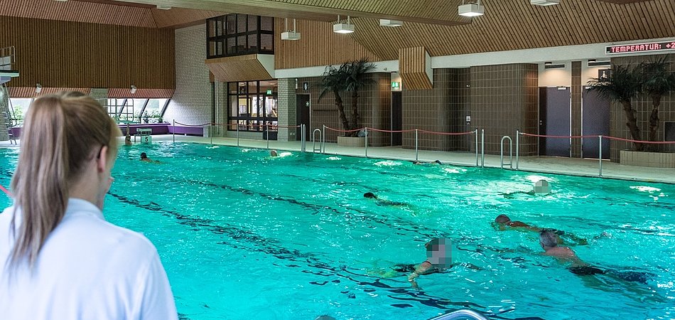 Piscina Hallenbad Einsiedlerbach - Hameln