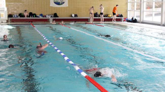 Piscina Hallenbad Greene Kreiensen - Einbeck