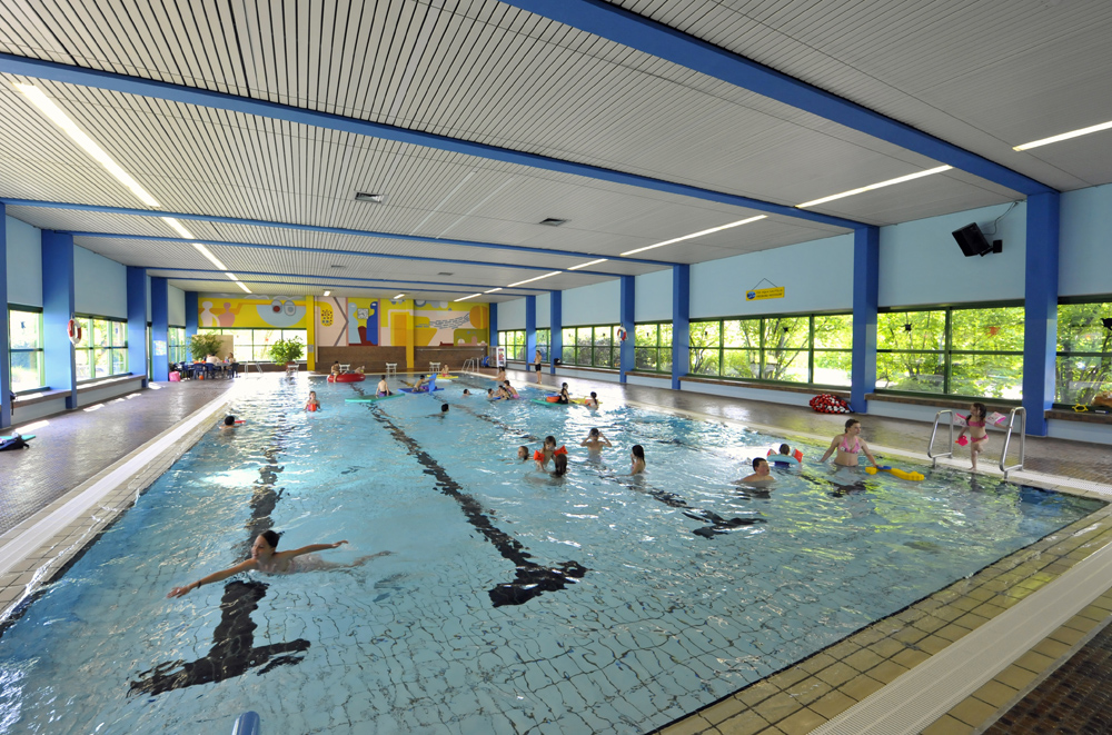 Piscina Hallenbad Hochdorf - Freiburg im Breisgau