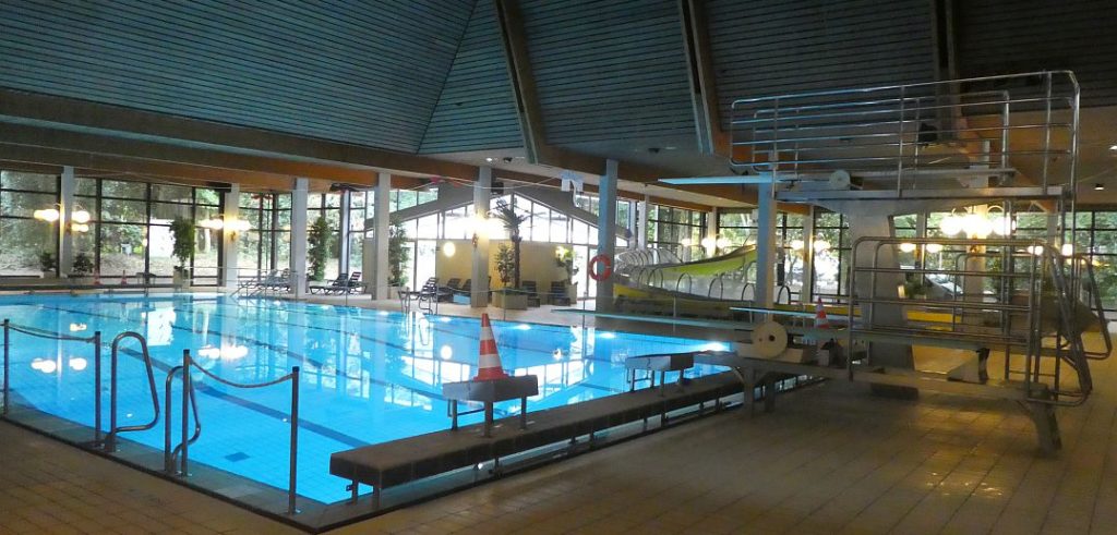 Piscina Hallenbad im Palaisgarten - Rastede