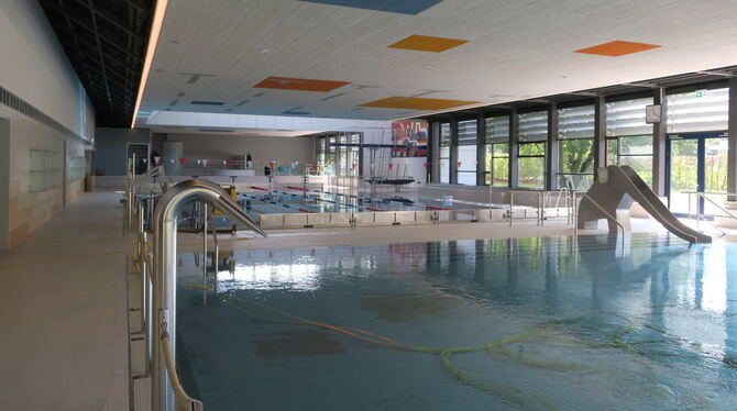 Piscina Hallenbad Mössingen - Moessingen