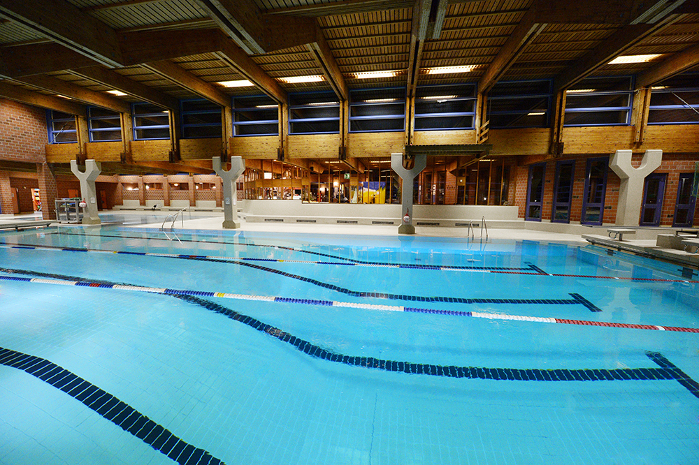 Piscina Hallenbad Röhrliberg - Cham