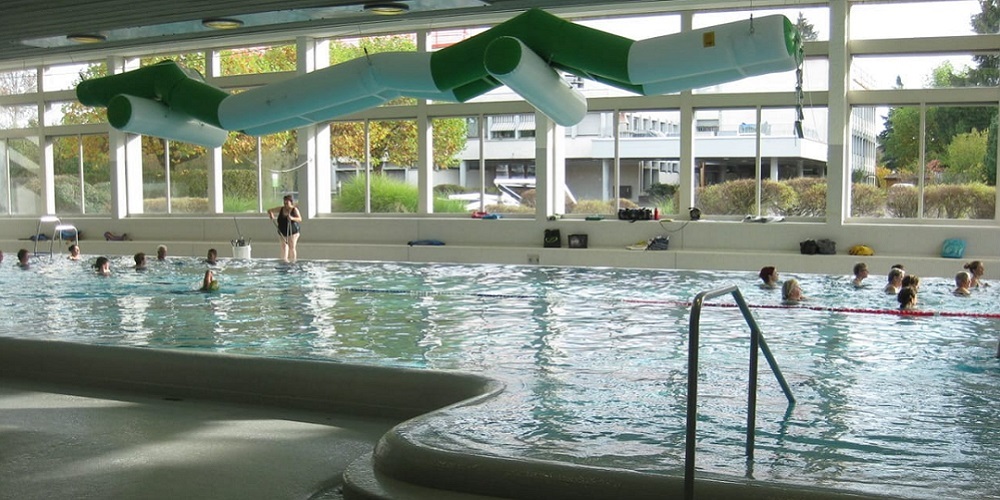 Piscina Hallenbad Rosenau - Gossau