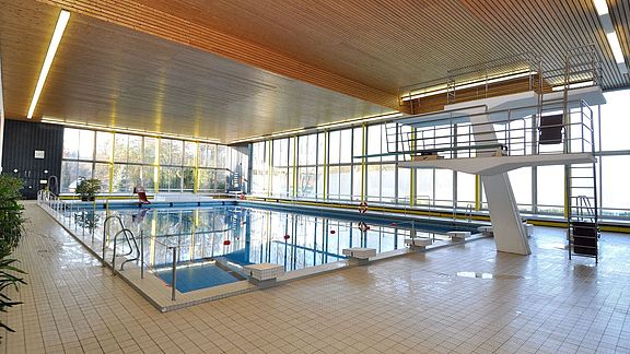 Piscina Hallenfreibad Langendreer / Ostbad - Bochum