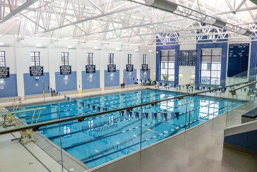 Piscina Higgins Aquatic Center - Canterbury School - Litchfield County