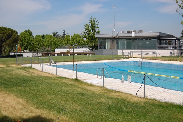 Piscina HispaOcio Villaviciosa - Villaviciosa de Odon