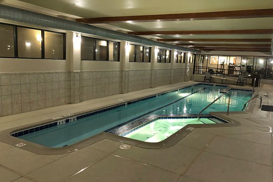 Piscina Holiday Inn Express Hotel & Suites of Montrose - Montrose County