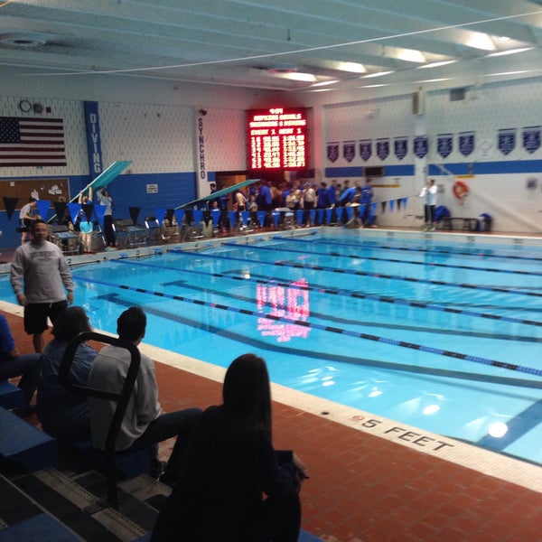 Piscina Hopkins North Jr. High School Swimming Pool - Hennepin County