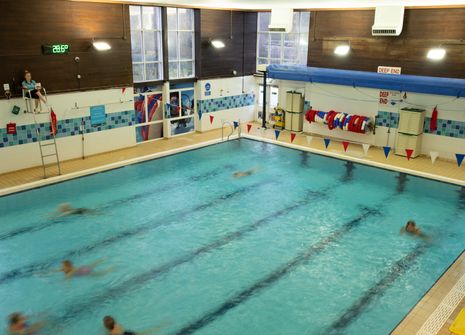 Piscina Hucknall Leisure Centre - Nottinghamshire