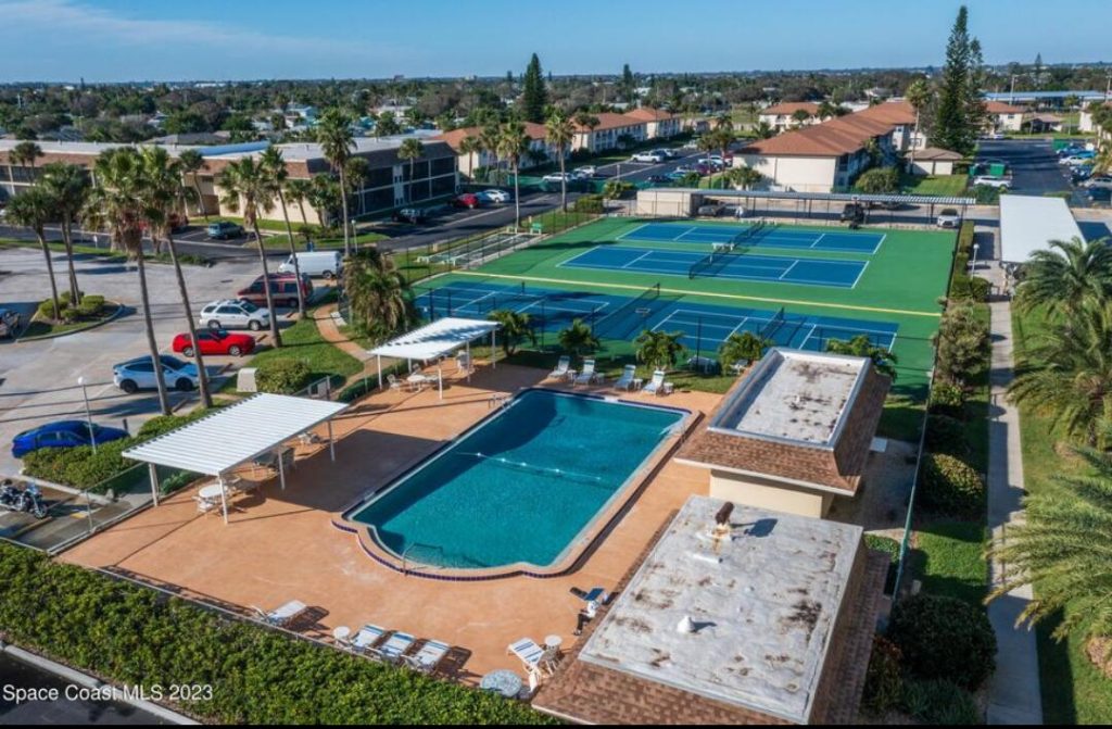 Piscina Indian Harbour Beach Recreation Center Swimming Pool - Brevard County