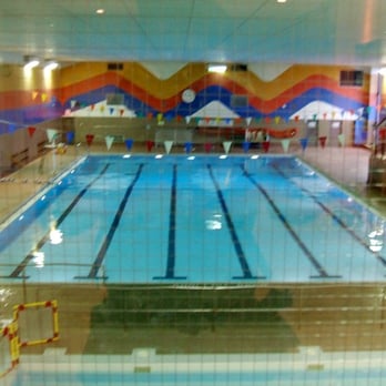 Piscina Jimmie Simpson Recreation Centre - Toronto Municipality