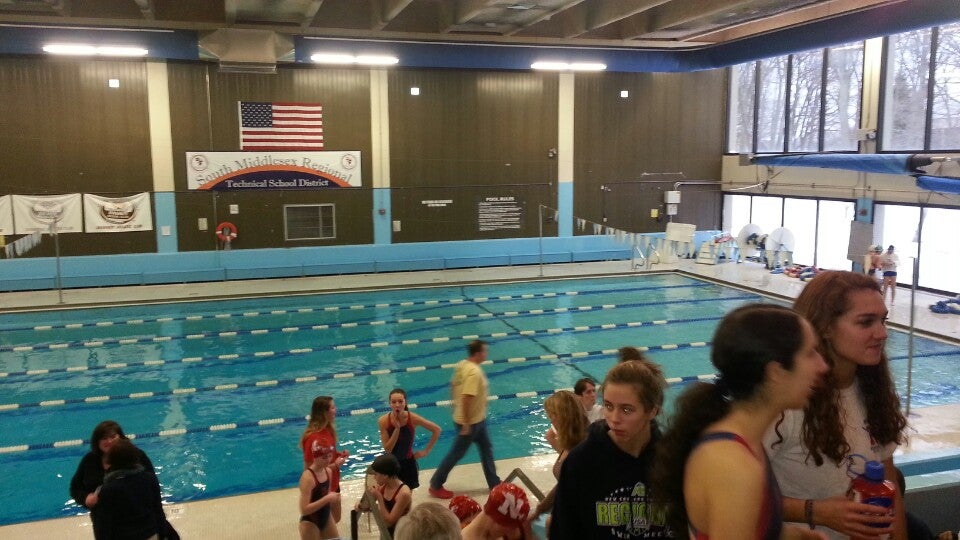 Piscina Joseph P. Keefe Technical High School Swimming Pool - Middlesex County