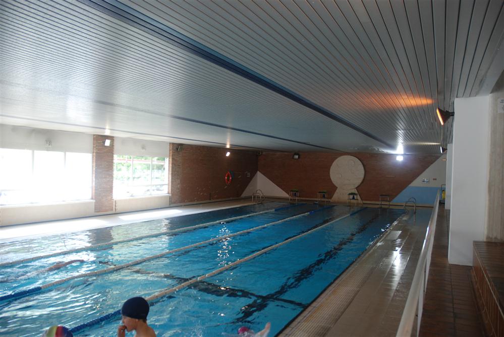 Piscina Joxemiel Barandiaran Polikiroldegia | Polideportivo Joxe Miel Barandiaran - Lazkao