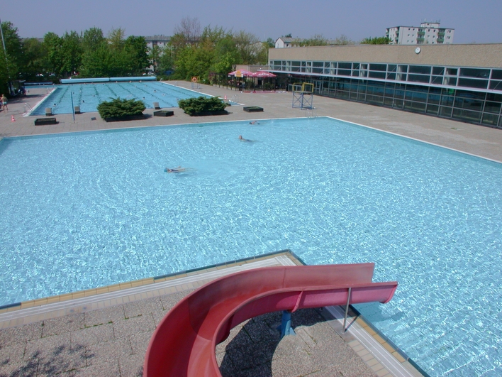 Piscina Kombibad Spandau Süd - Halle und Sommerbad - Berlin