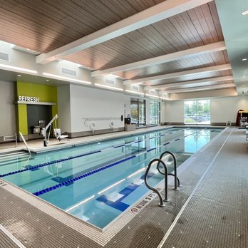 Piscina LA Fitness - Charlotte-Copper Way - Mecklenburg County