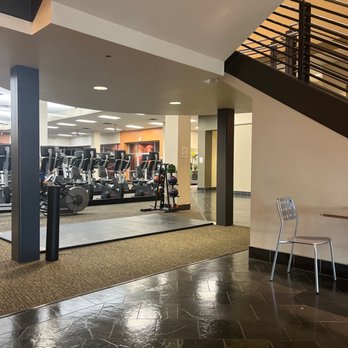 Piscina LA Fitness - Gaithersburg-Copley Place - Montgomery County