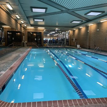 Piscina LA Fitness - Greenbelt - Prince George's County