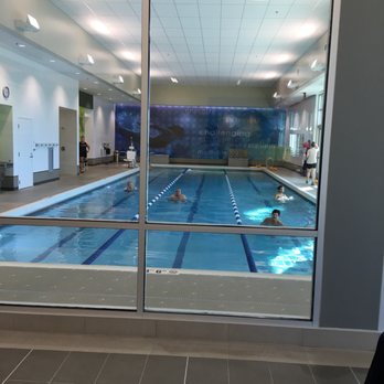 Piscina LA Fitness - King of Prussia-Village Drive - Montgomery County