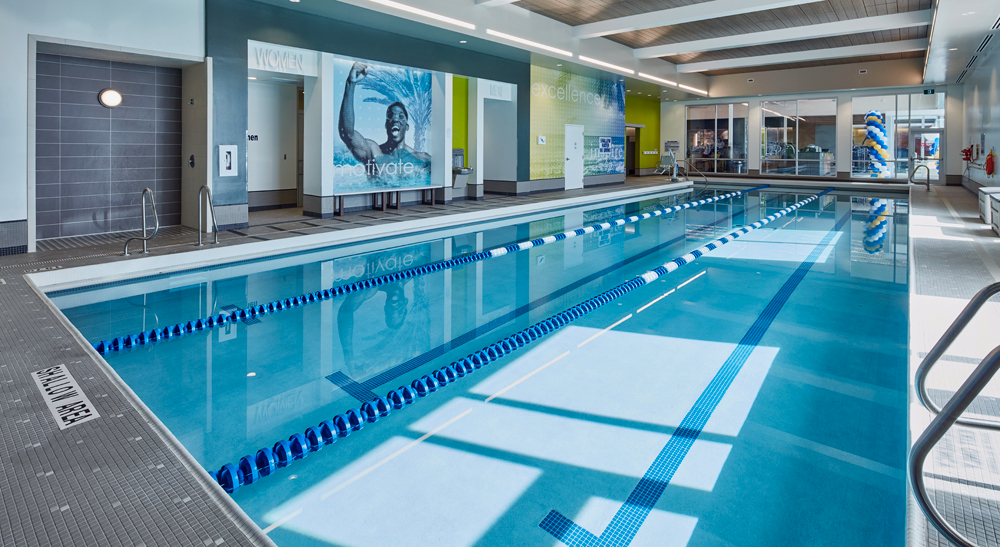 Piscina LA Fitness - Mississauga-Dixie Road - Peel Regional Municipality