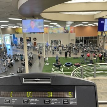 Piscina LA Fitness - Moreno Valley-Canyon Springs - Riverside County