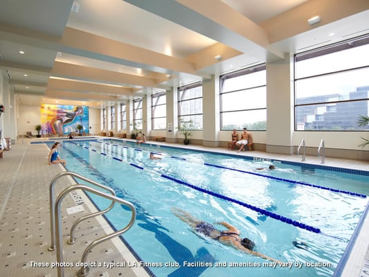 Piscina LA Fitness - Natick - Middlesex County