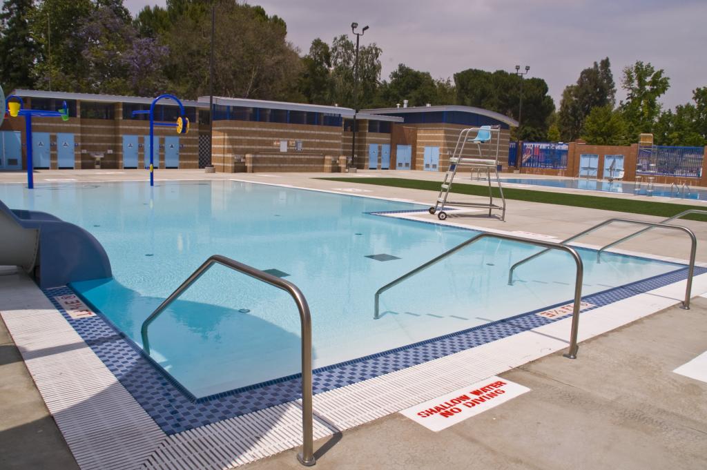 Piscina LA Fitness - Northridge - Los Angeles County