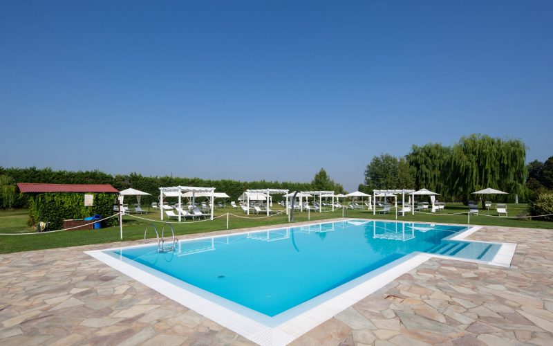 Piscina La Torretta Centro Agrituristico Sportivo - Borgo Priolo