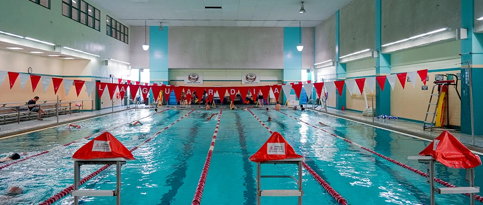 Piscina LaGuardia Community College Aquatics Center - New York City (All 5 Boroughs)